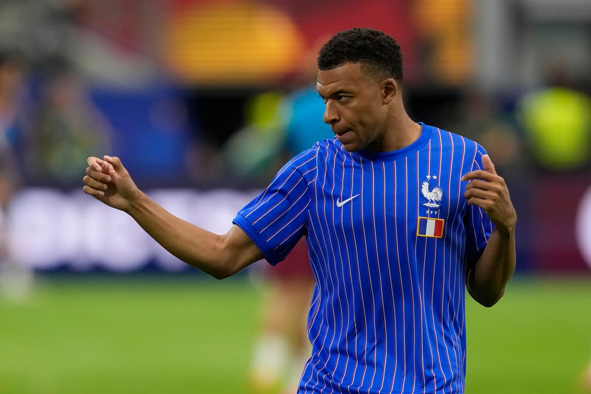 mbappe-is-better-than-messi-claims-france-legend