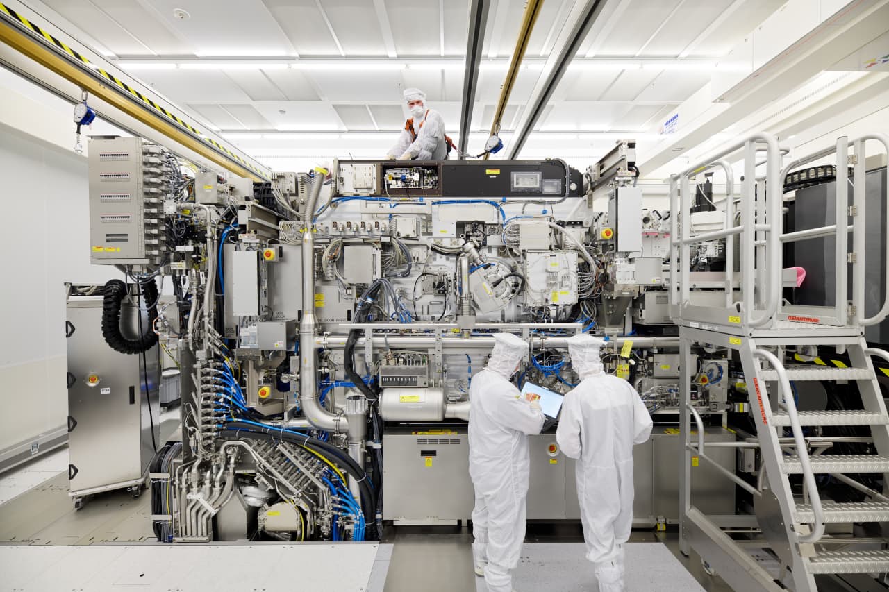ASML stock slips as earnings point to a scramble for chipmaking machines