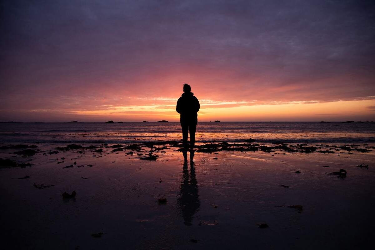 Why Americans gain years but lose vitality: Healthspan vs. lifespan and the 8 habits that close the gap