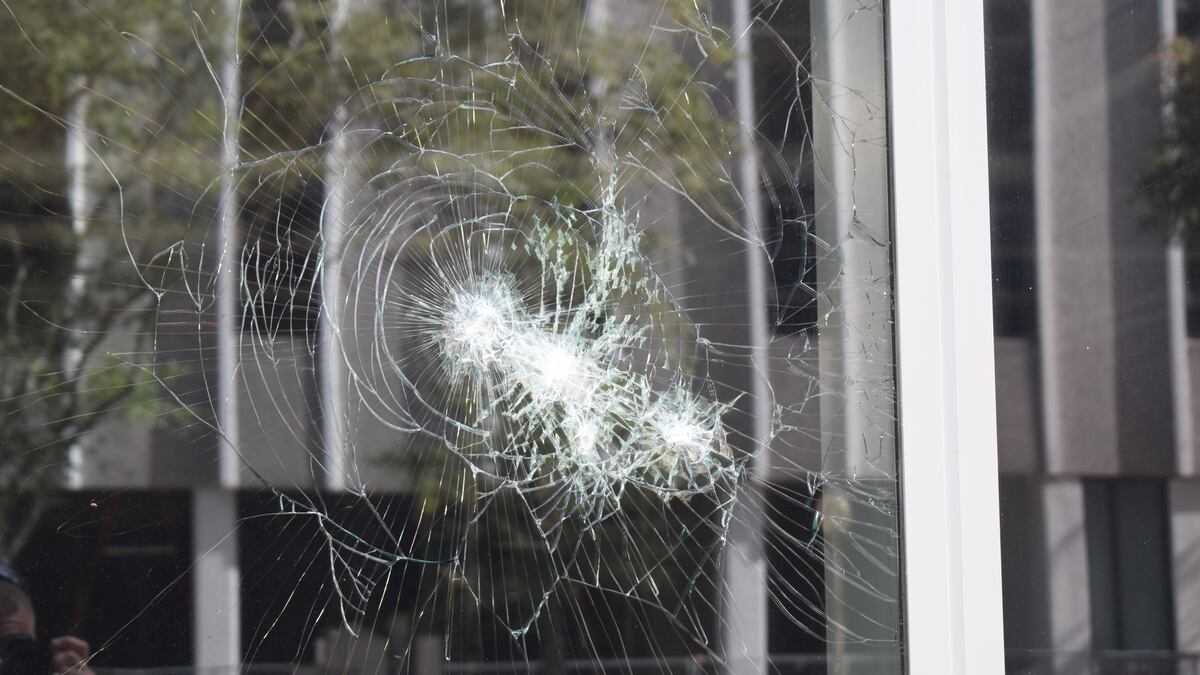 Vandals do $96,000 damage to St. Pete's tallest building