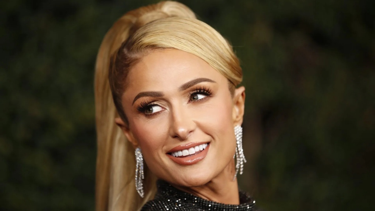 Paris Hilton Debuts a Bold Hair Transformation, Leaving Fans Amazed by Her Glamorous New Look