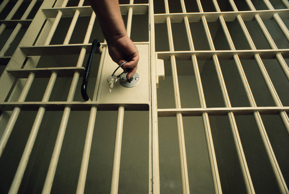 Man had bags of drugs, rolling paper, matches stuck in his body, NC sheriff says