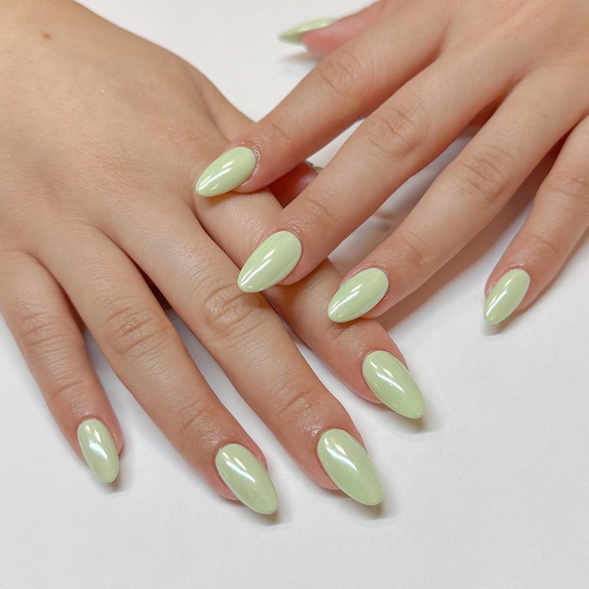pistachio-milk-glossy.jpg