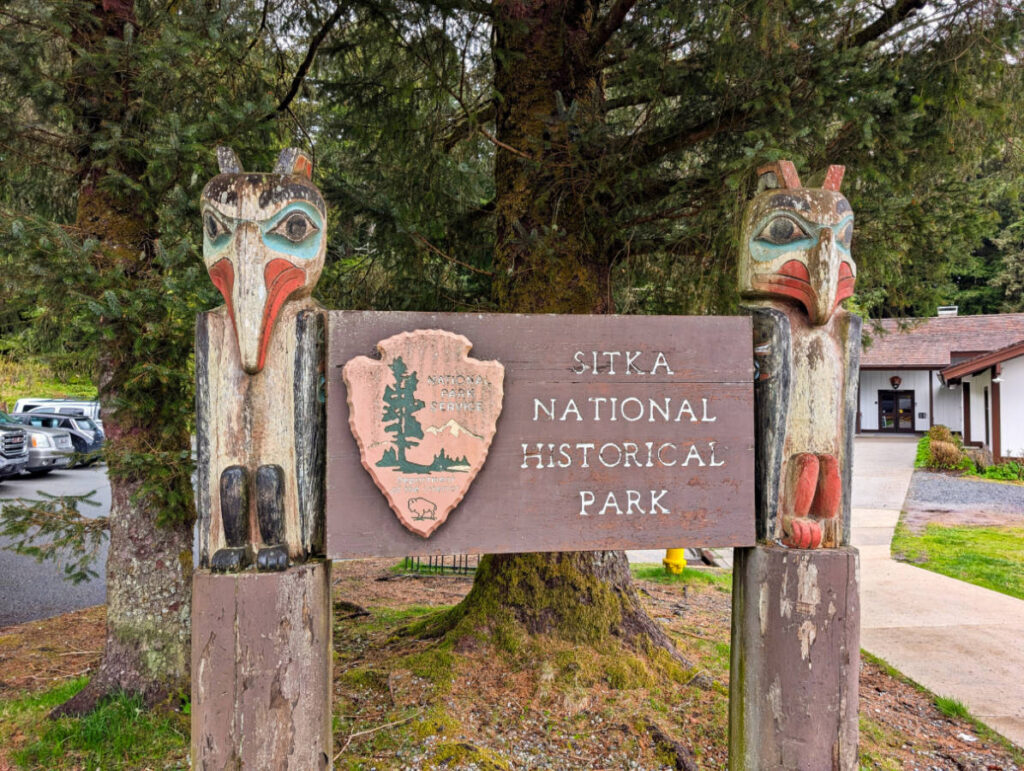 Sitka National Historical Park: Beautiful totem pole trails and museum