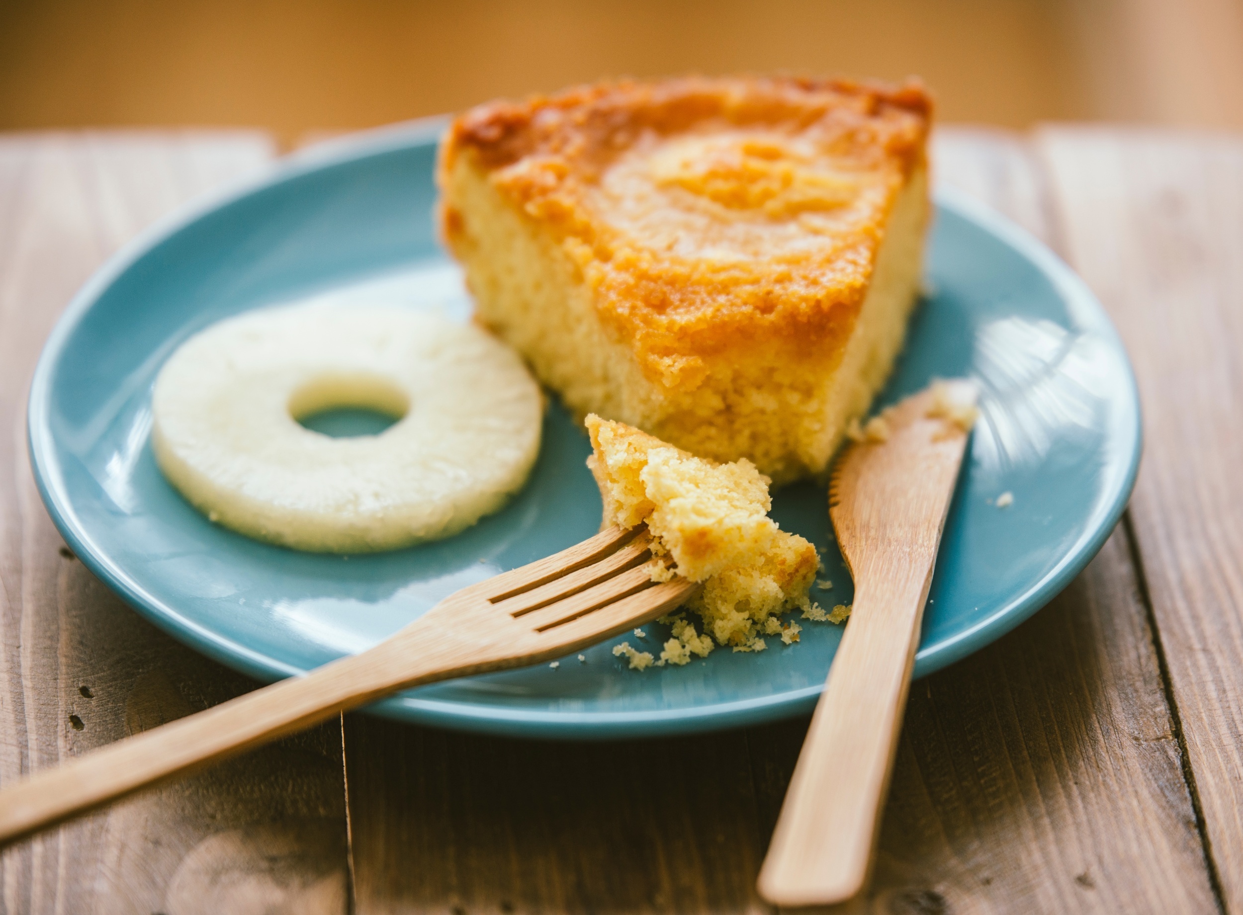 20 easy desserts you can make in a crockpot