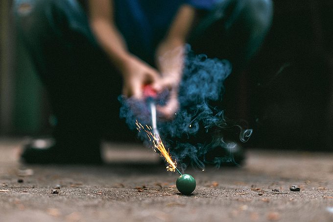 Firework Safety Tips For The Summer Gettyimages 2284533364