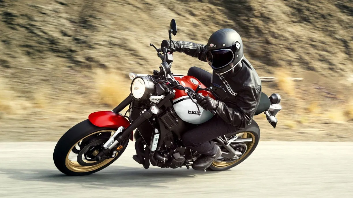 Motorcycle Cornering Tips and Techniques