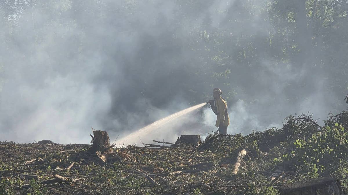 Live updates: Tracking fast-spreading wildfires, evacuations in