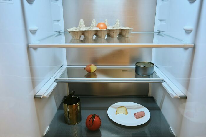67 Things Witnessed At Someone Else’s House That Made People Swear To Never Return
