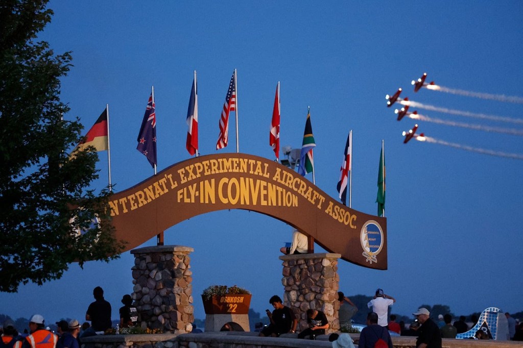 Master your Oshkosh arrival