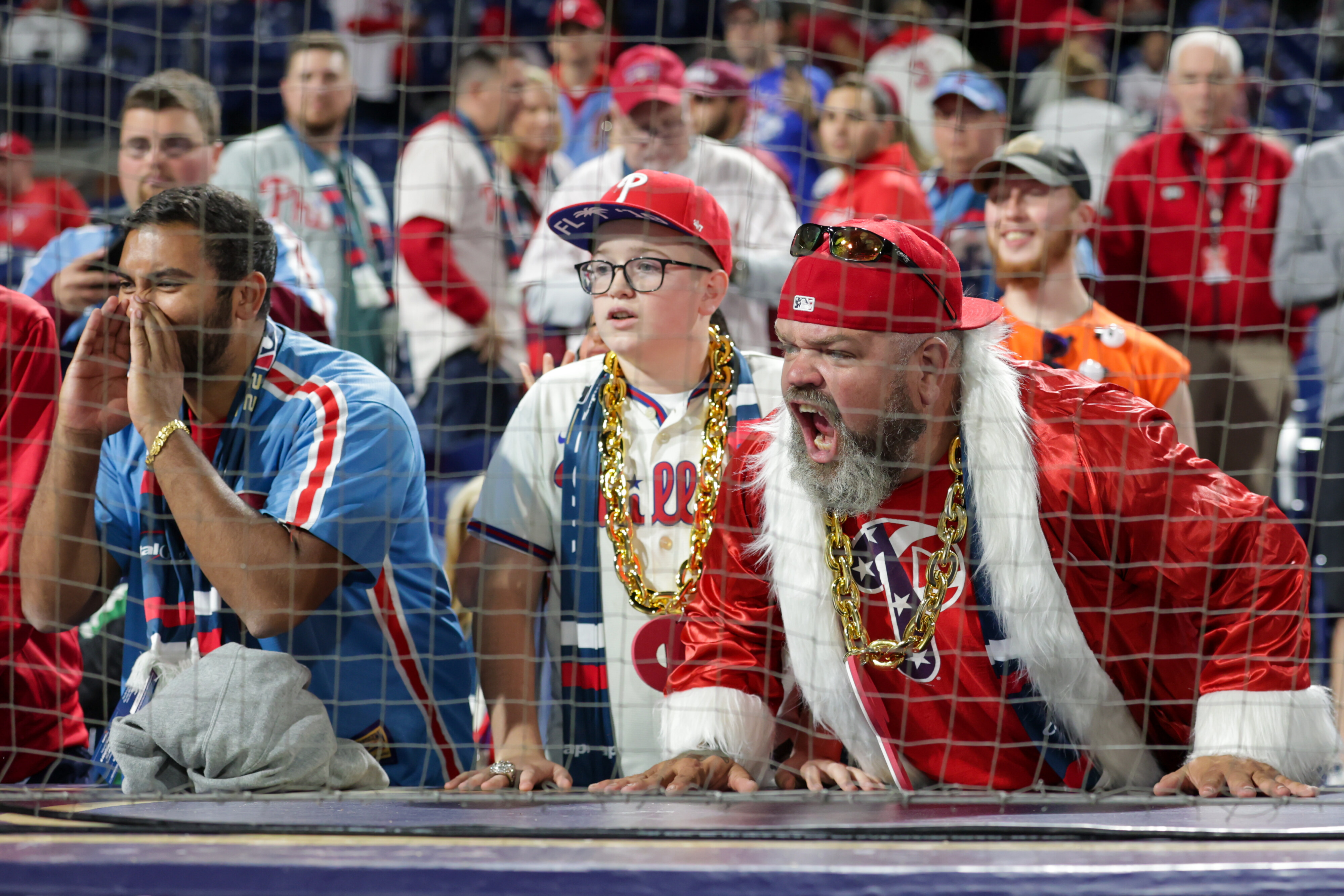 Whiny babies are crying about Philly booing everyone at the Home Run Derby