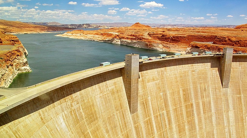 Lake Powell nears dead power pool threshold, threatening water and ...