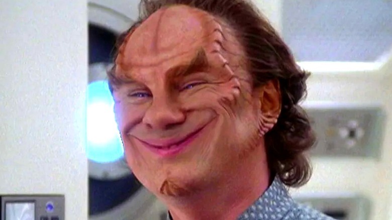 Doctor Phlox giving a wide smile on Star Trek: Enterprise