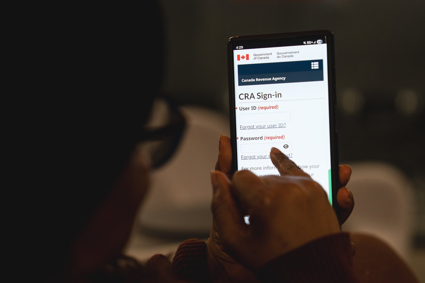 Canada-wide arrest warrant issued for man exposed in Panama Papers