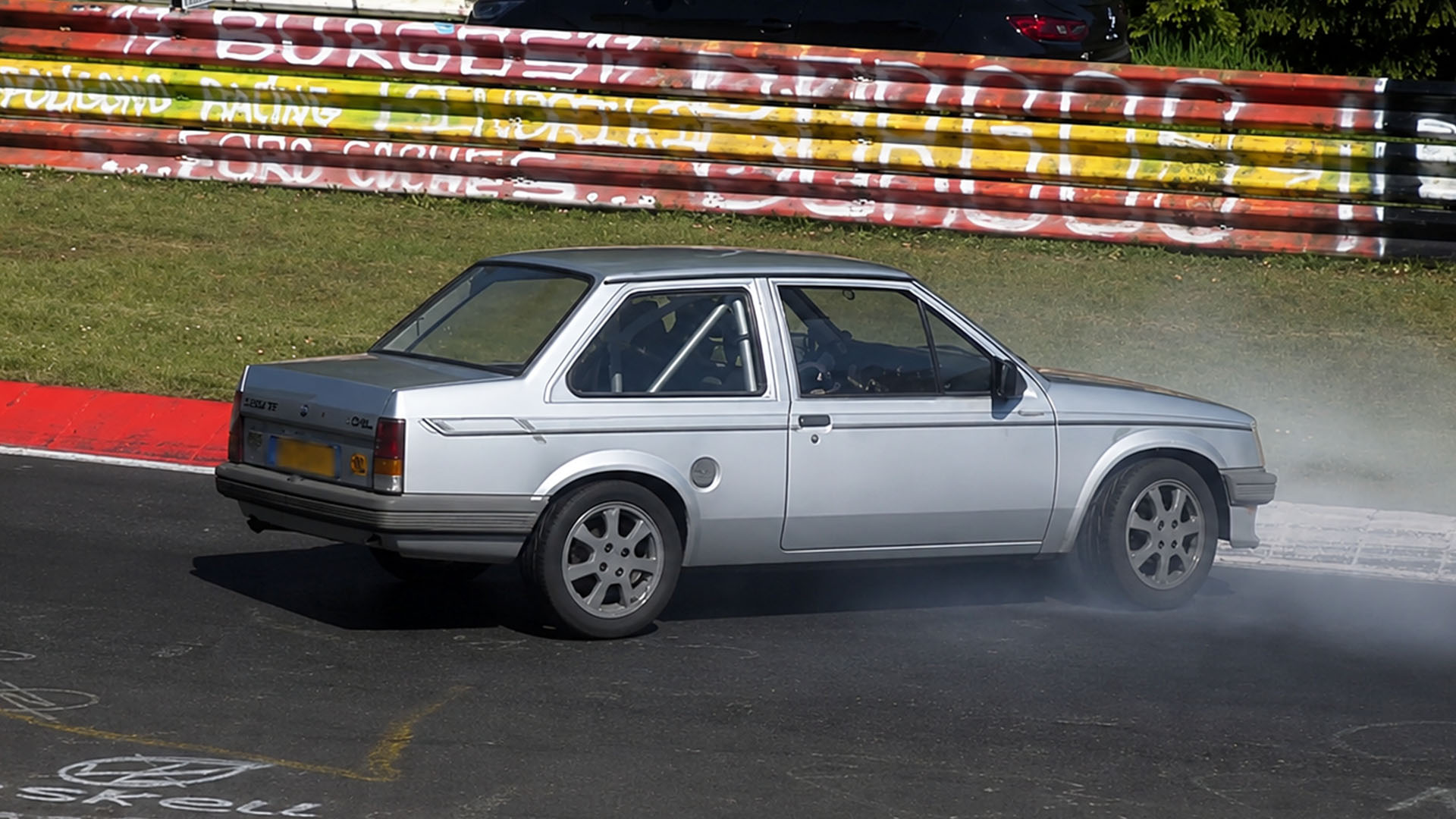 Rare classic machine steals attention during intense Nürburgring ...