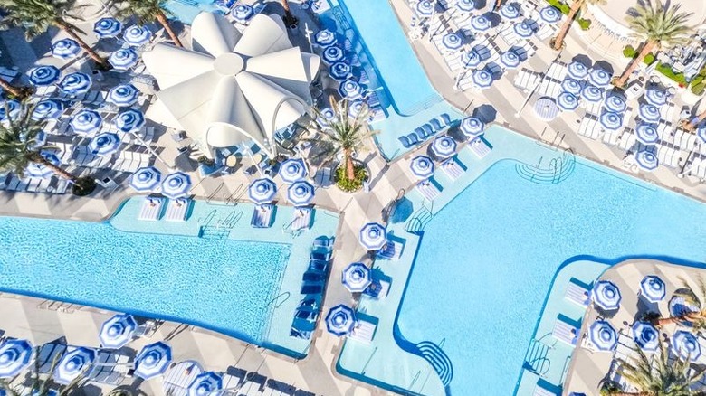 Aerial view of the Oasis Pool at Fontainebleau Las Vegas