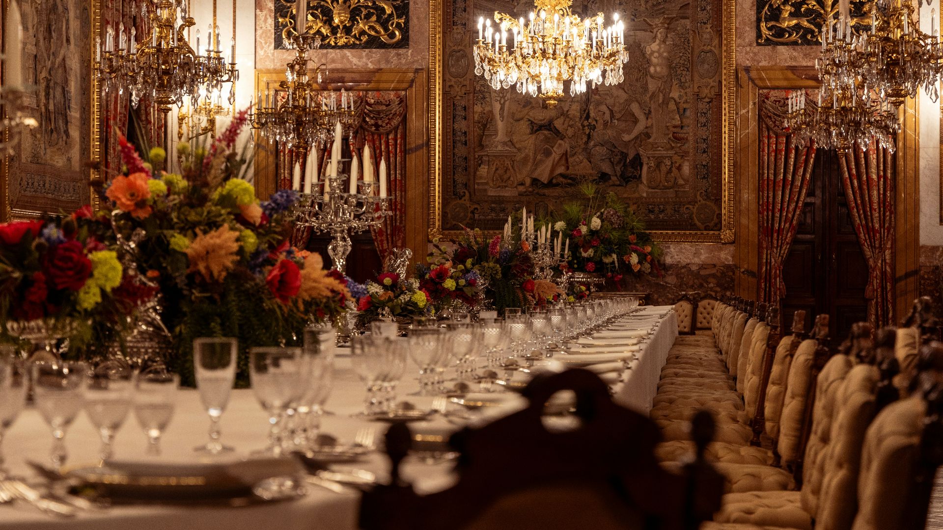 How Dining Rooms Turned Into Theaters Of Class And Power
