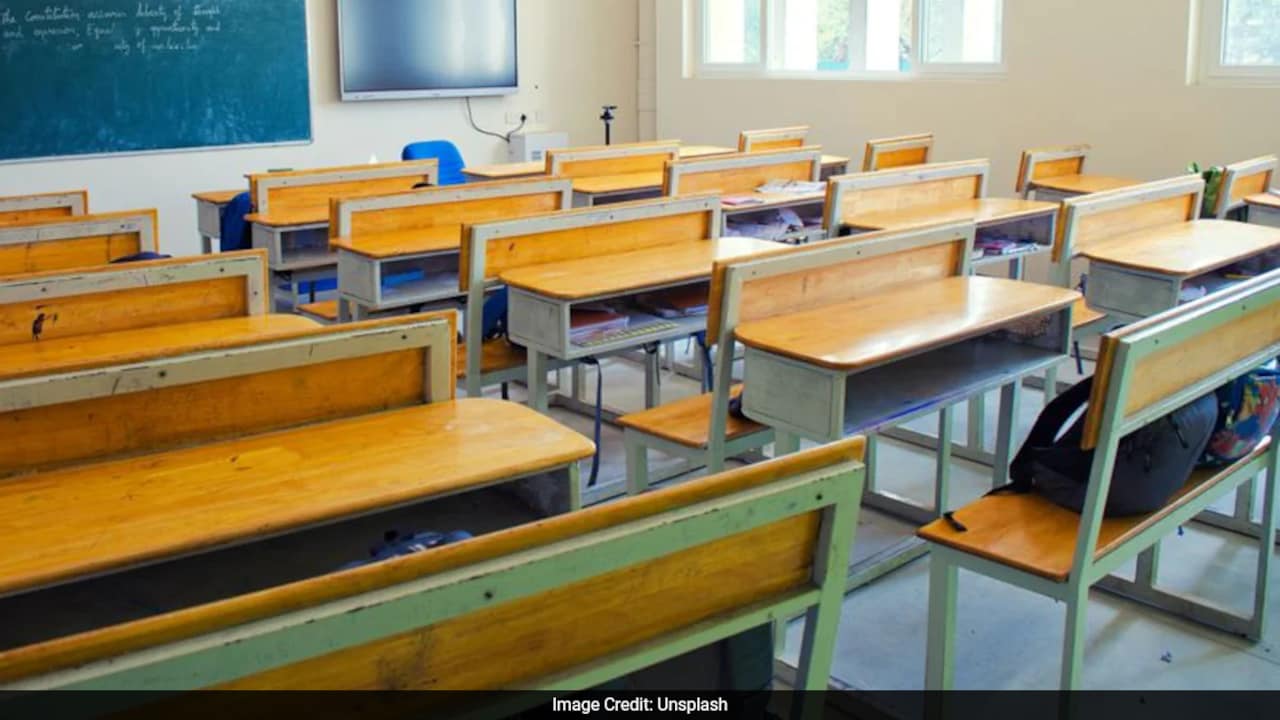 Cracked walls, weak ceilings: 108 Delhi school buildings found unsafe ...
