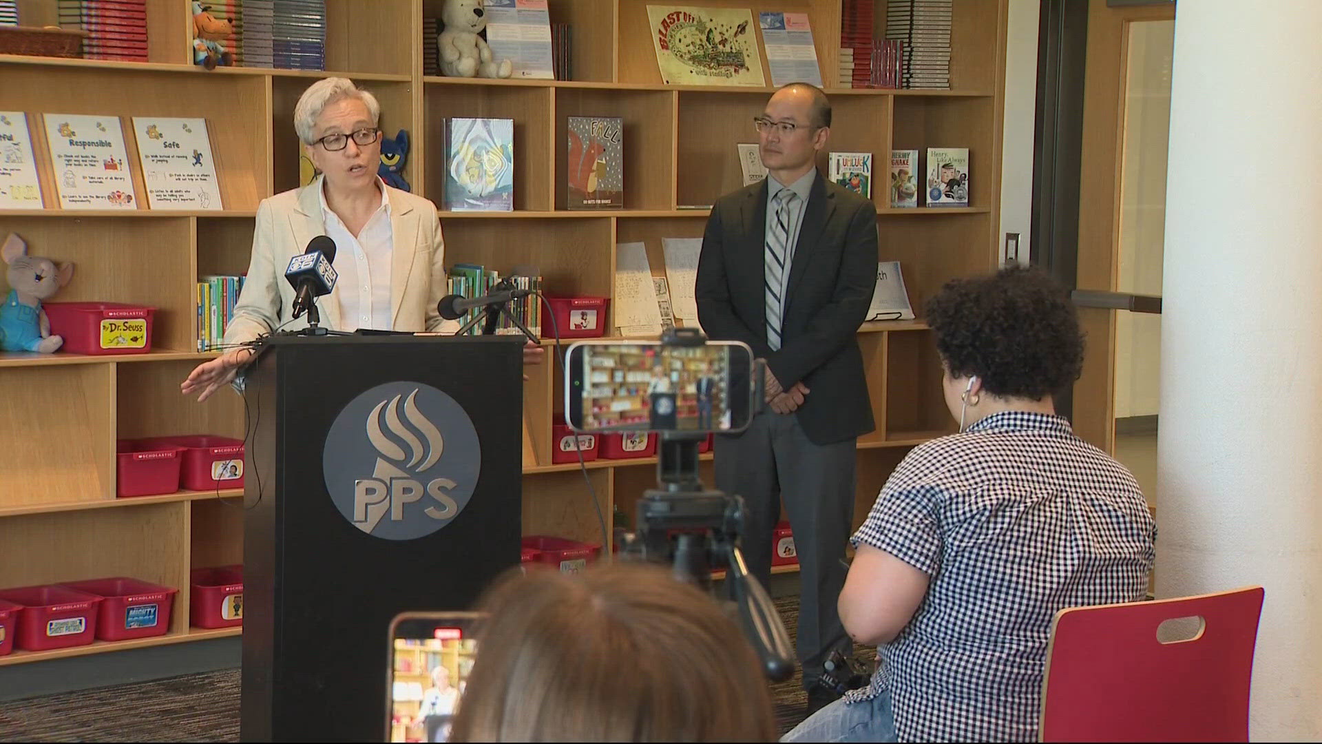 Oregon Gov. Kotek touts summer learning program