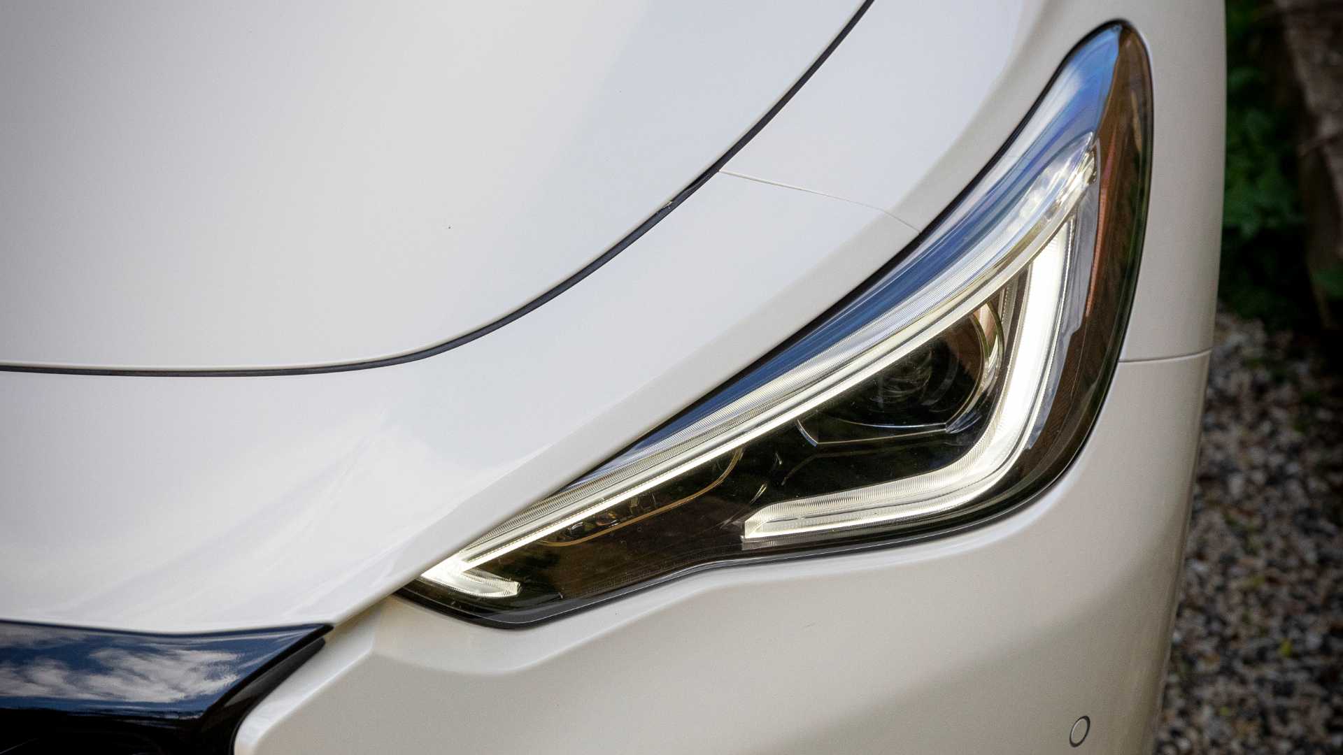 2022_INFINITI_Q60_10