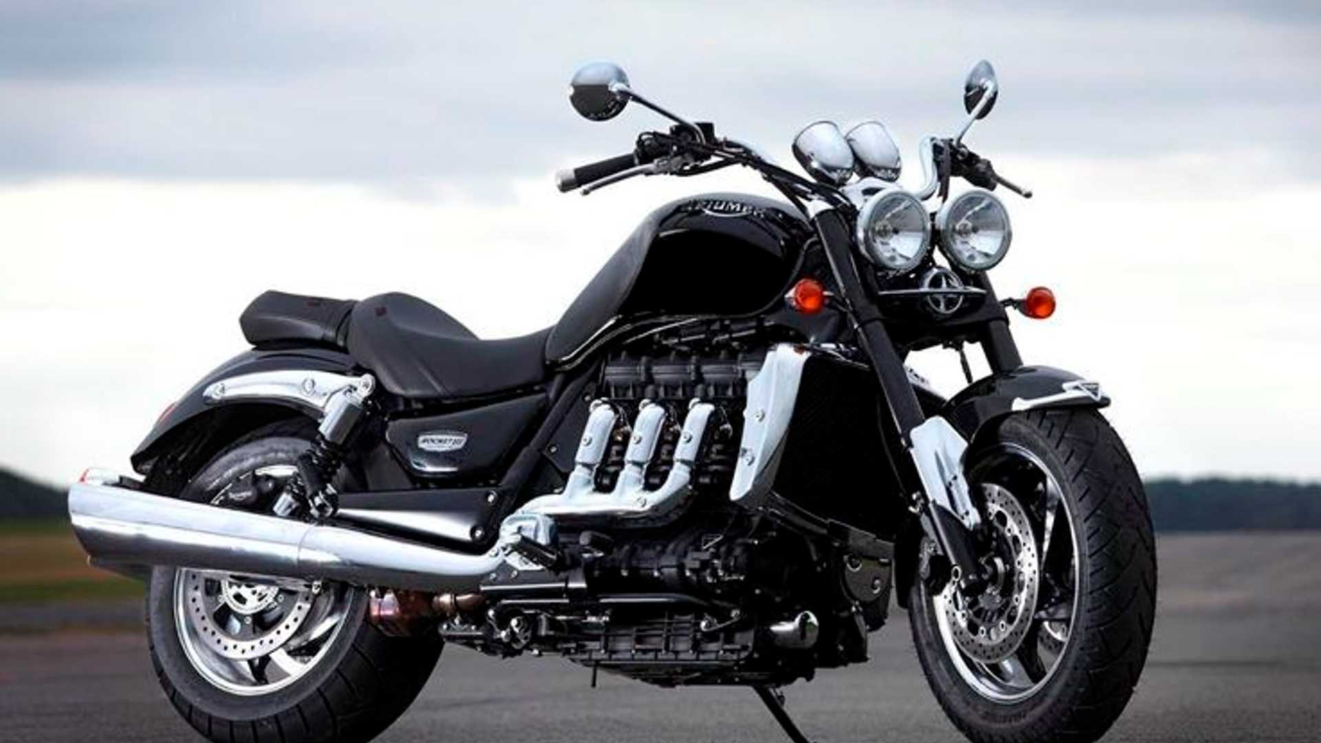 Static shot of 2014 Triumph Rocket III