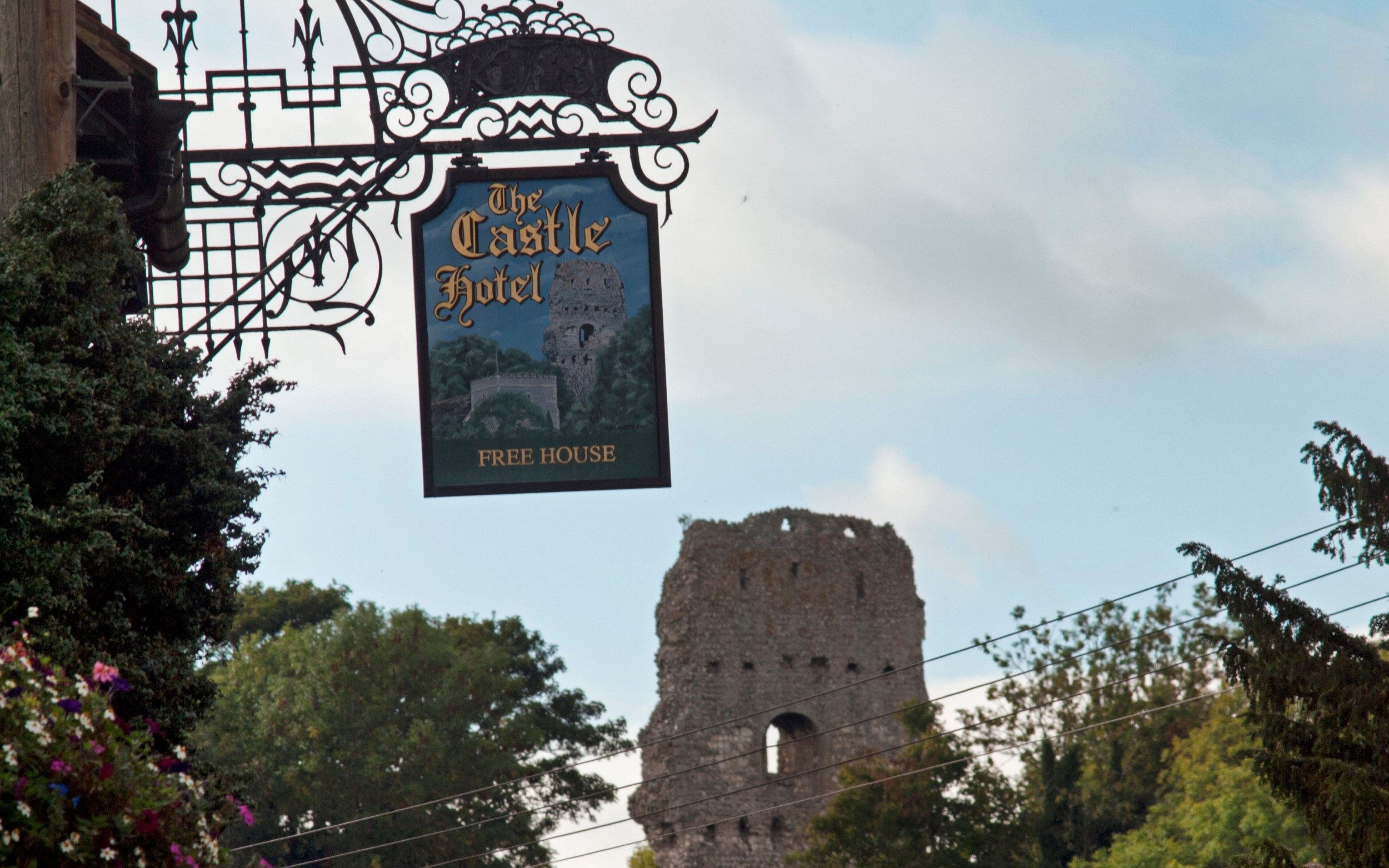 The Castle Inn Hotel in Bramber