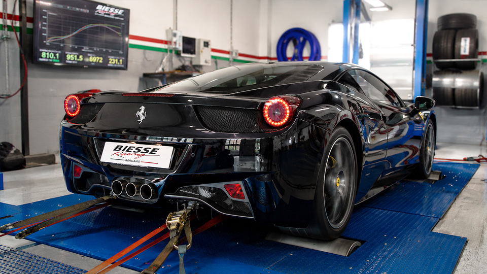 Ferrari 458 Italia entfesselt den reinen V8-Dyno-Sound