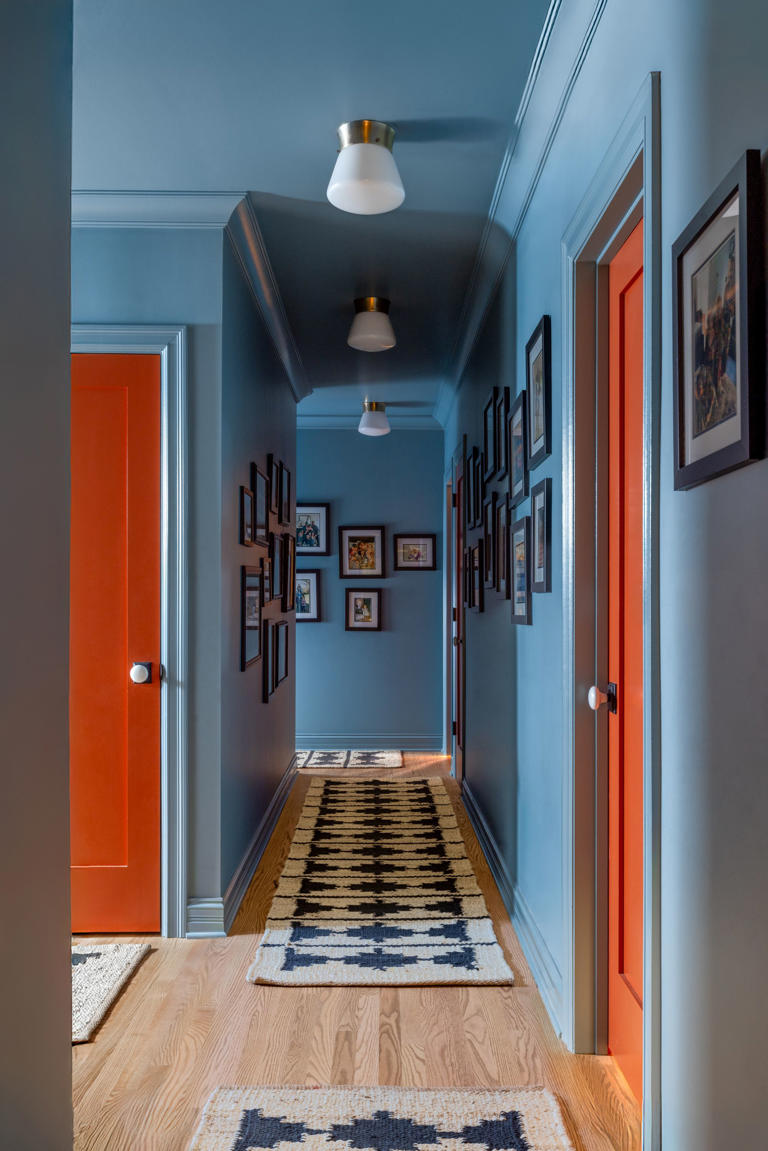 4 color drenched entryways that prove why this is the perfect room to ...