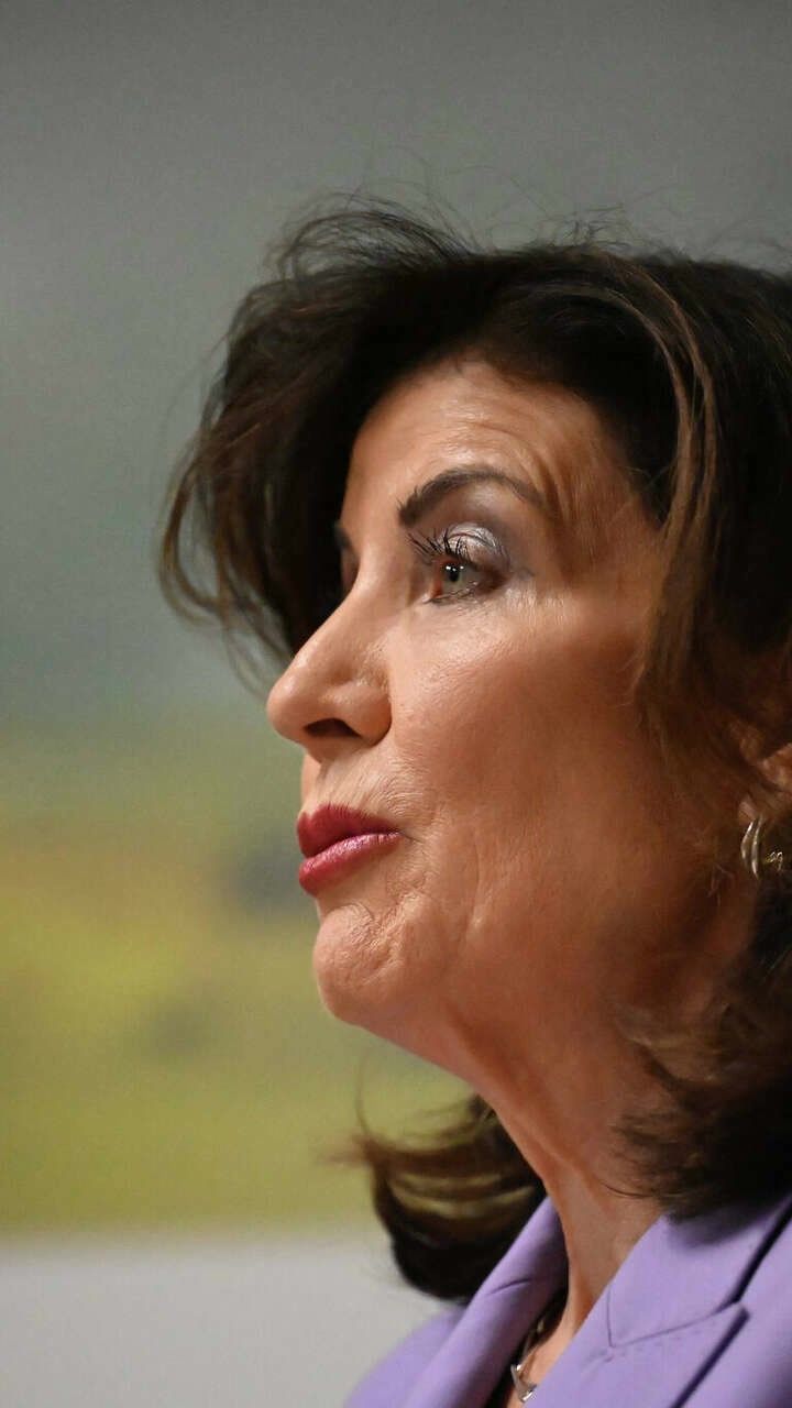 New York ICE detention plans catch Hochul by surprise