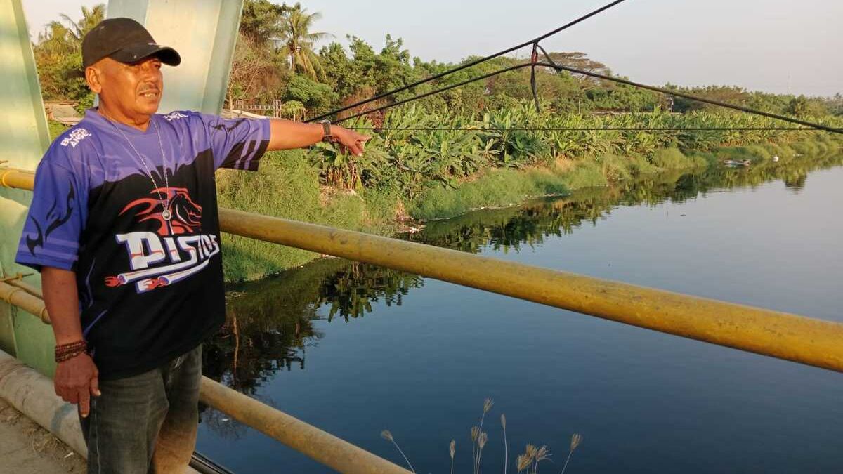 Pemerhati pertanyakan warna hitam Sungai Cisadane, DLHK Kabupaten ...