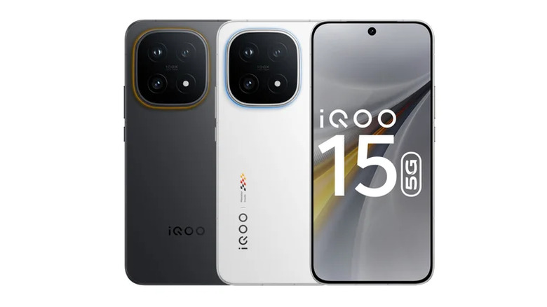 Front and rear view of the iQOO 15