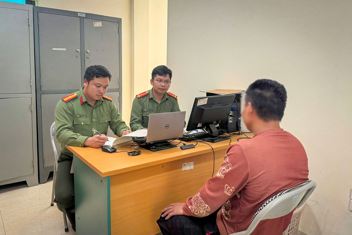 Nam thanh niên bịa chuyện ở cột mốc biên giới bằng AI để câu view