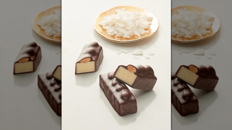 The Chocolate Bar Bobby Flay Calls His Favorite Above All The Rest