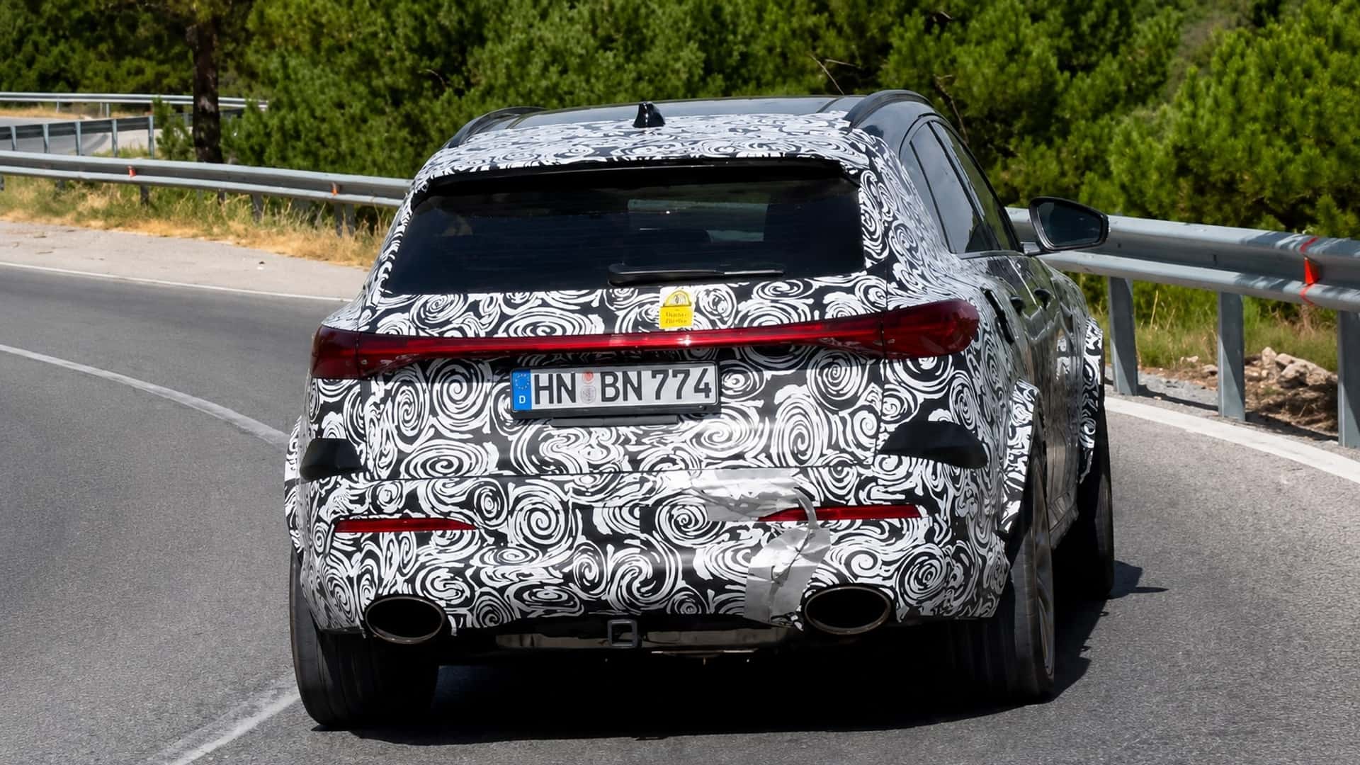 Audi RS Q5 screenshot from spy video