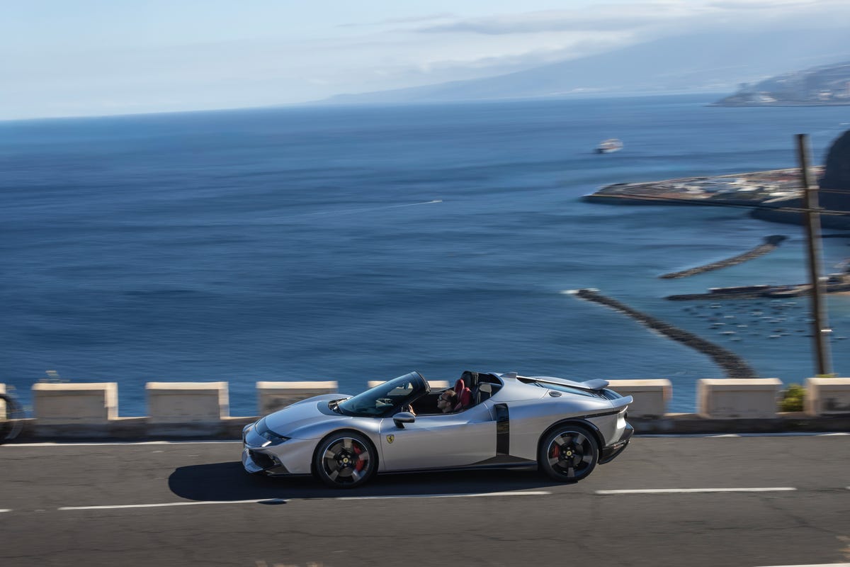 See Exterior Pics of the 2027 Ferrari 849 Testarossa Spider