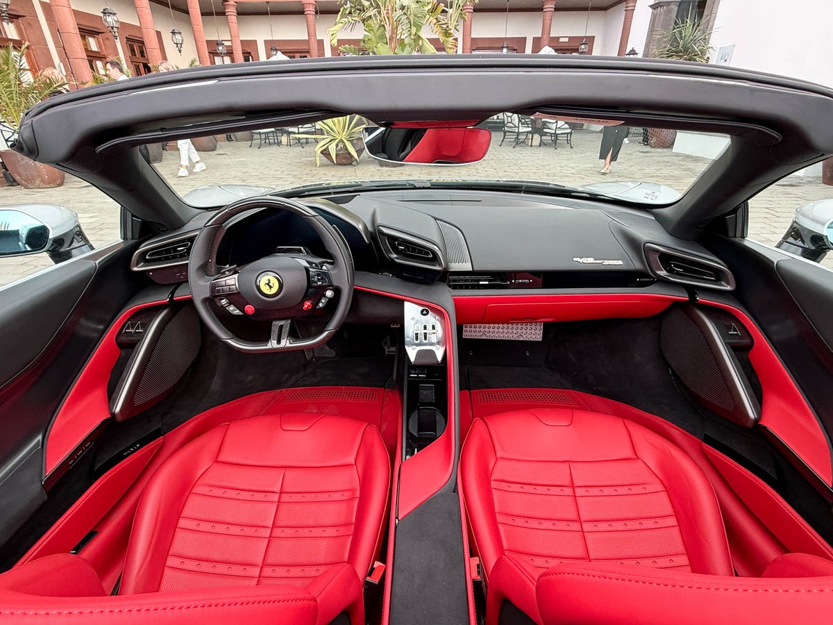2027-ferrari-849-testarossa-spider-2.jpg