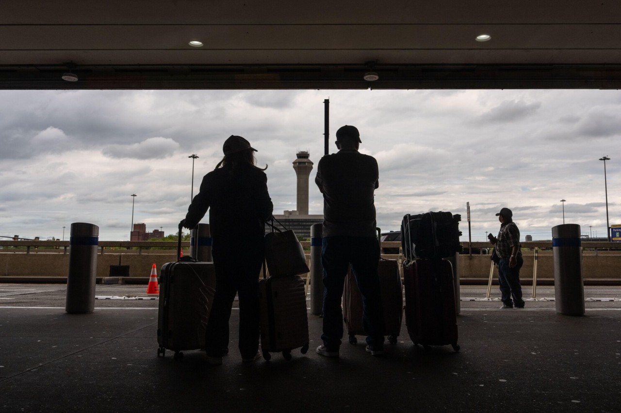 Newark's having trouble again—and summer air travel is at stake