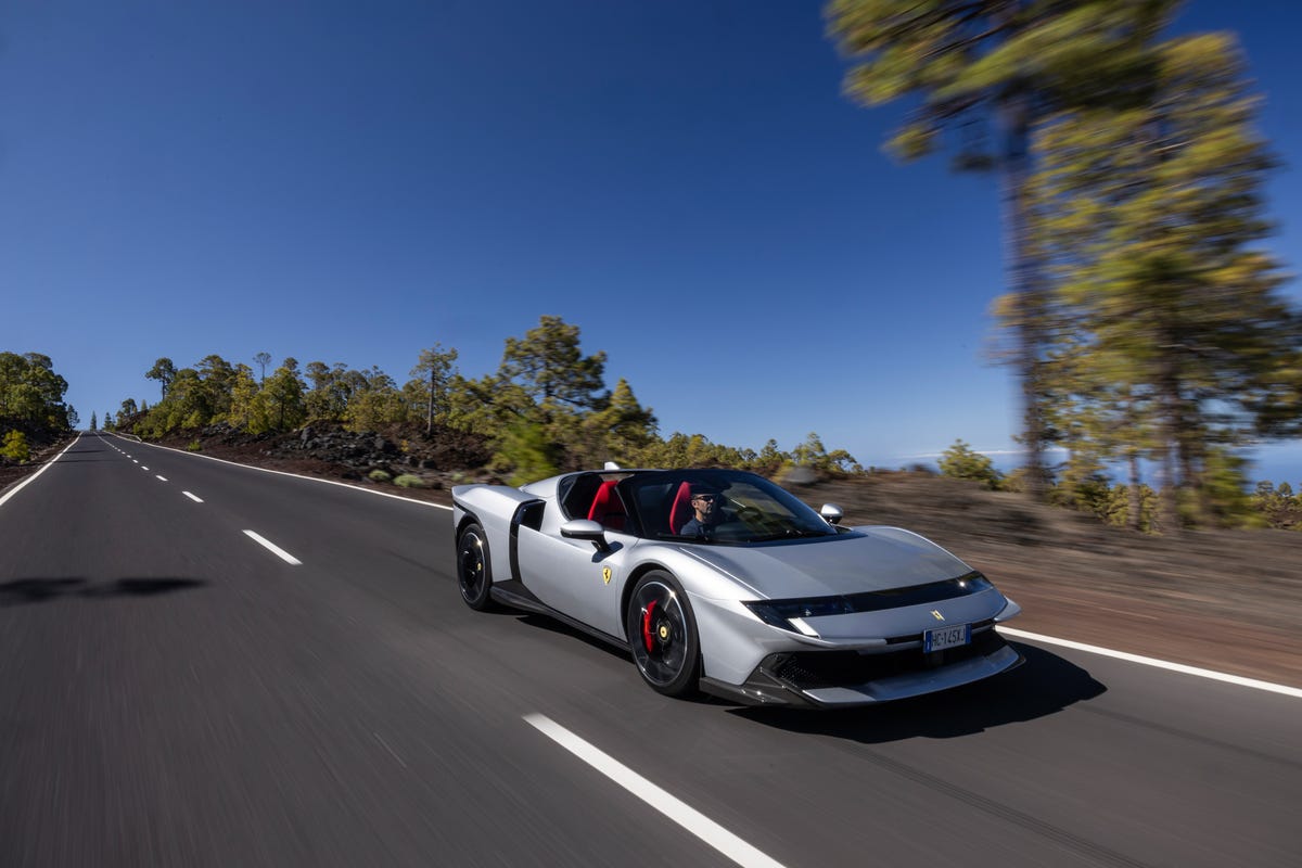 See Exterior Pics of the 2027 Ferrari 849 Testarossa Spider