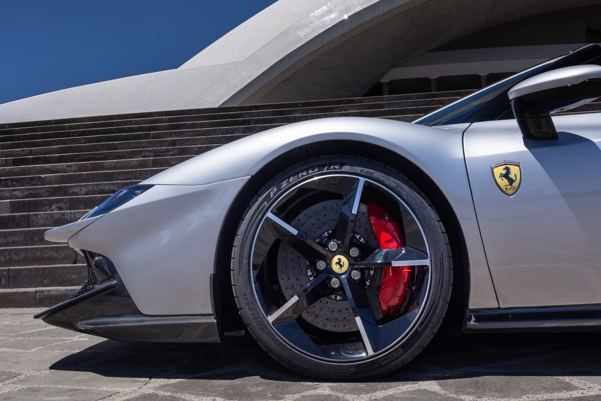 2027-ferrari-849-testarossa-109.jpg