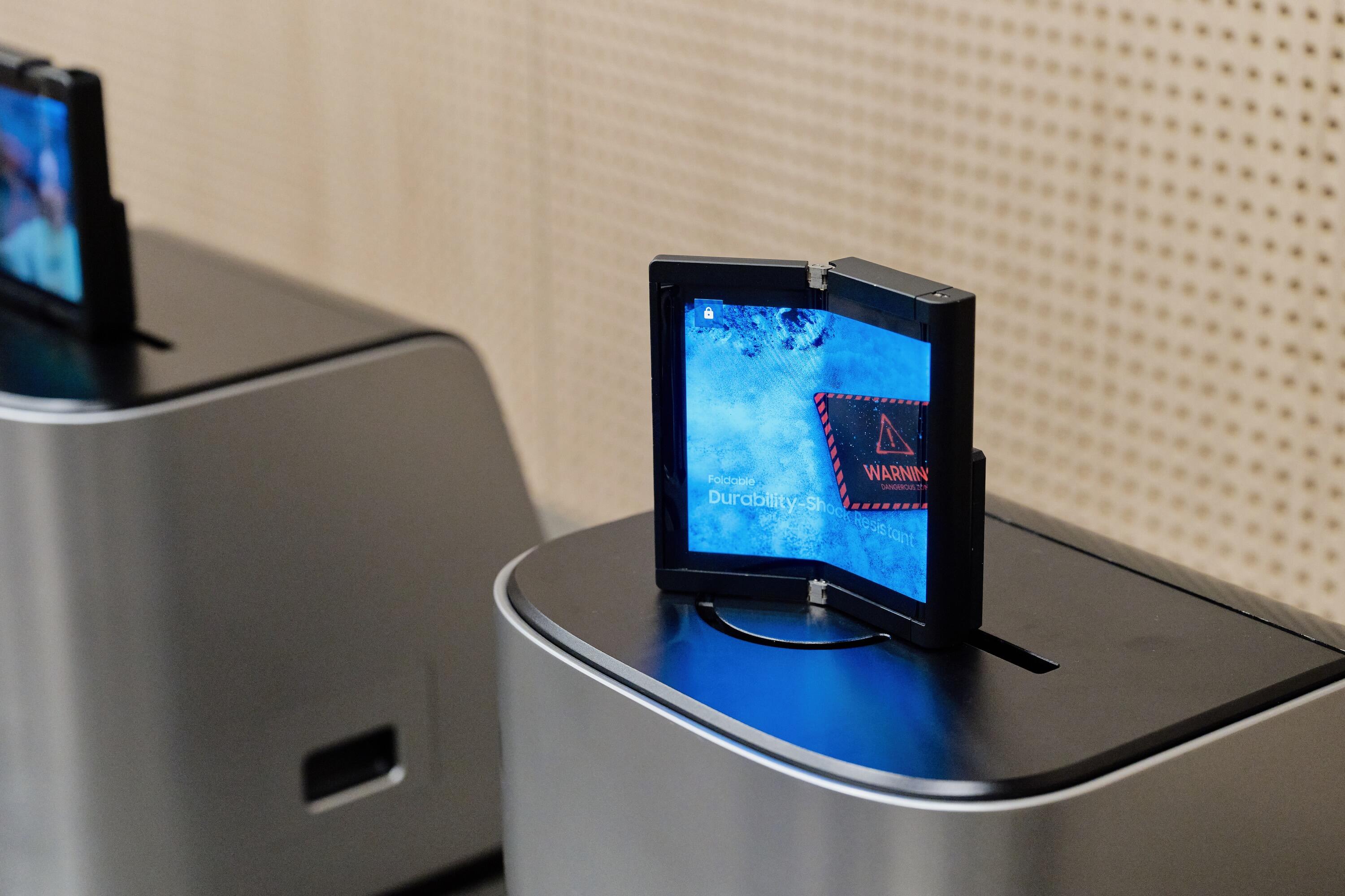 The Flex Hybrid can fold and roll open to a wider screen.