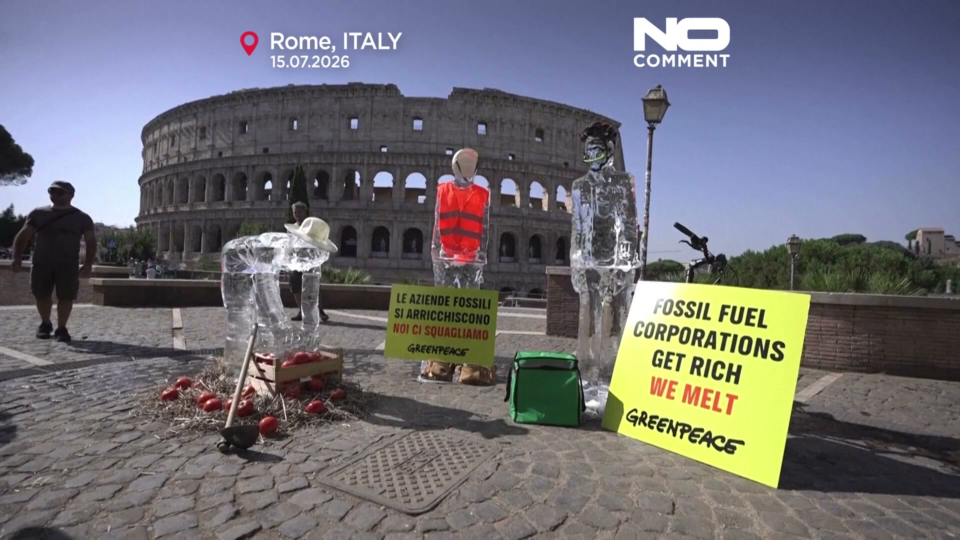 Italy: melting ice statues protest heatwave conditions in Rome