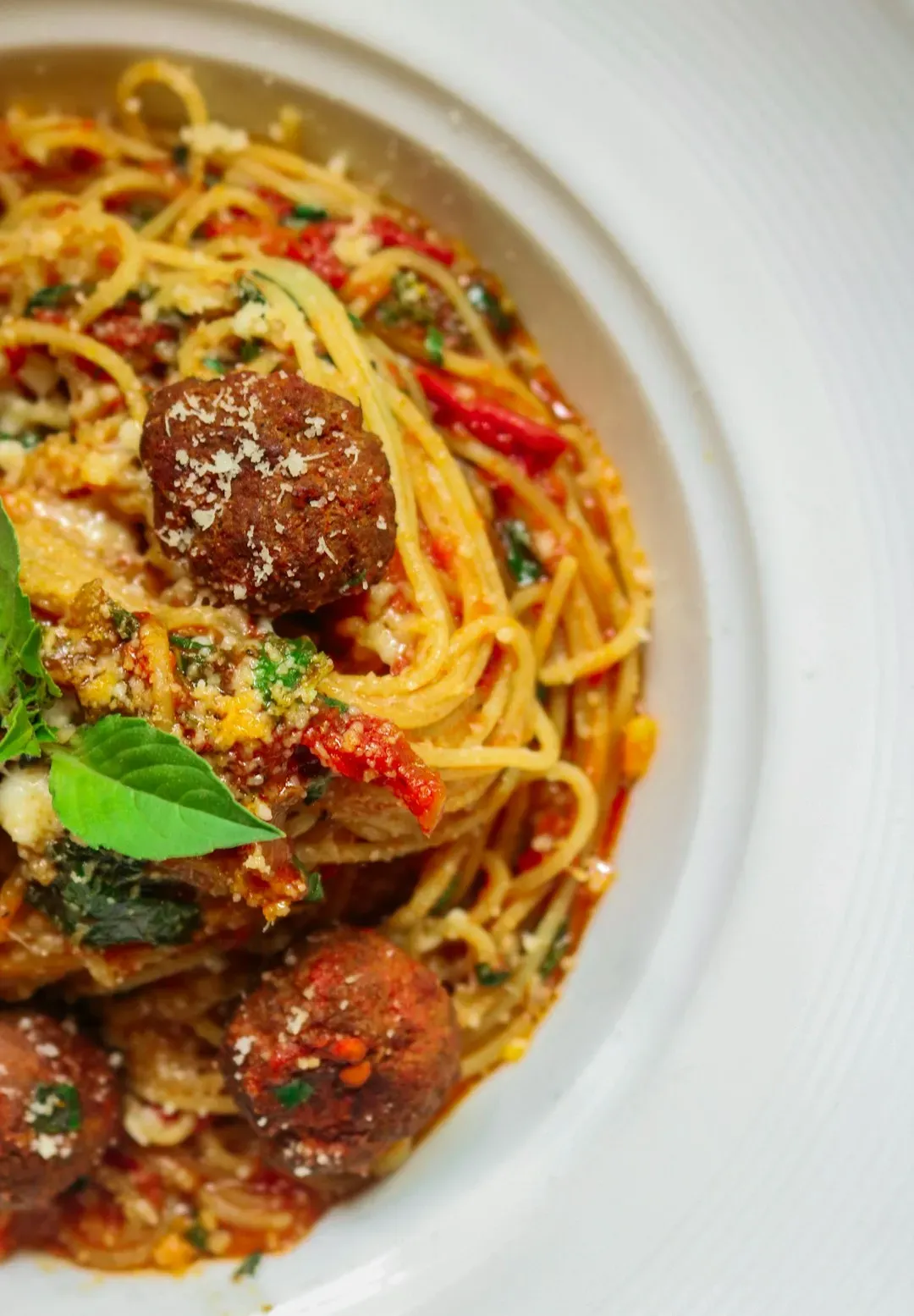 3. Spaghetti with Meat Sauce (Image Credits: Unsplash)