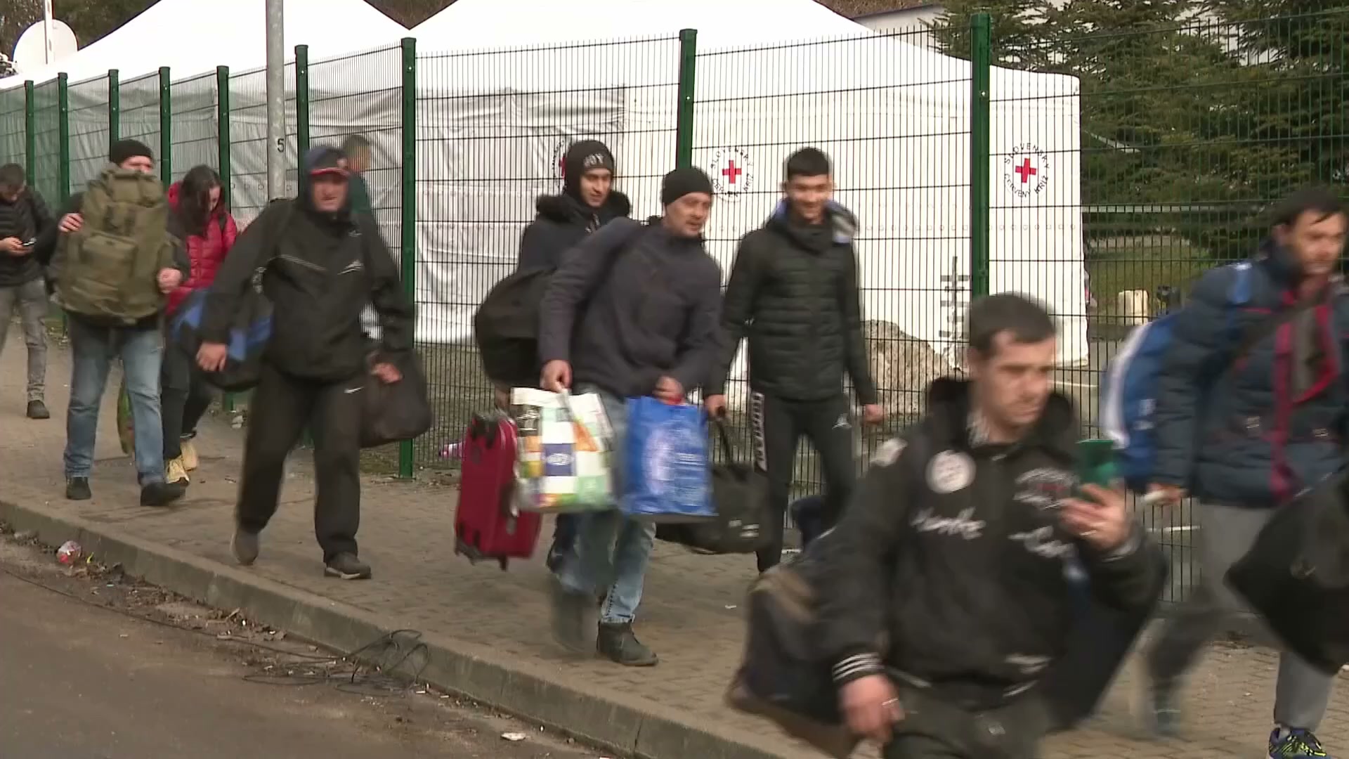 EU extends temporary protection for Ukrainians but restricts access for ...
