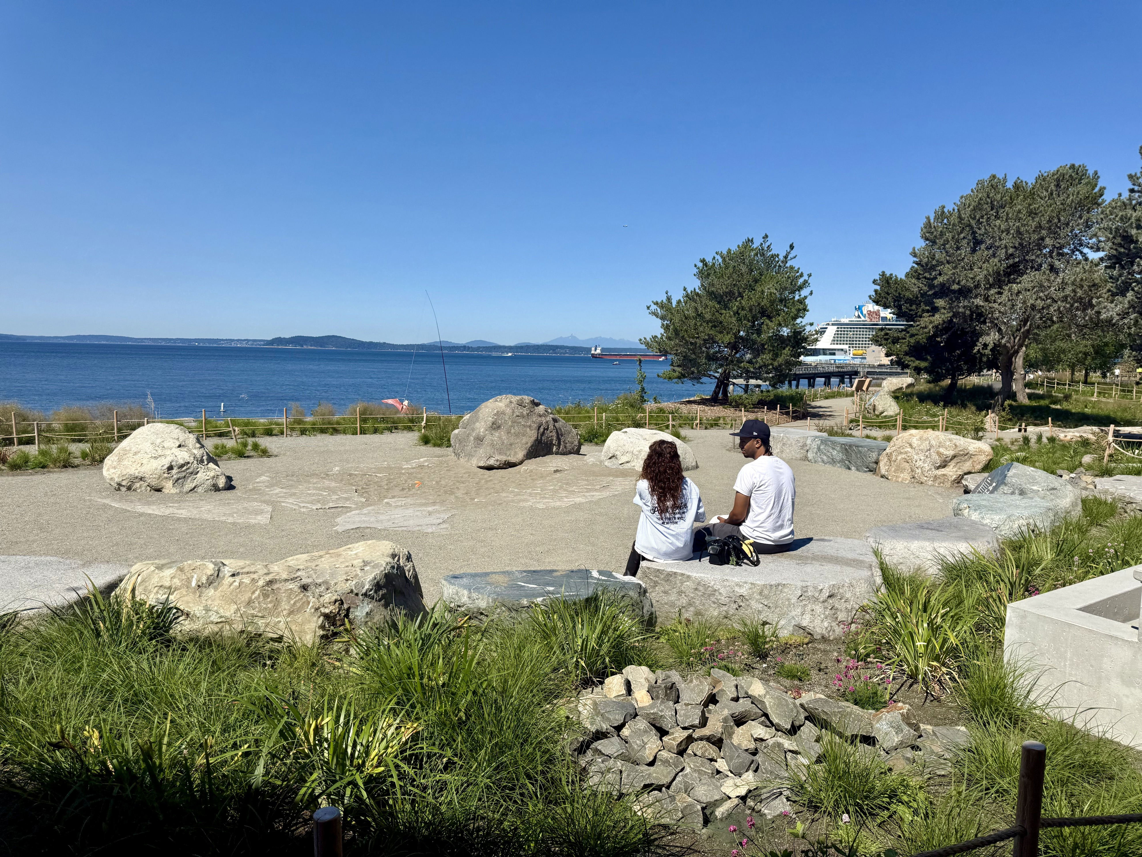 Seattle's new north waterfront trail has mountain views, beach access and coffee