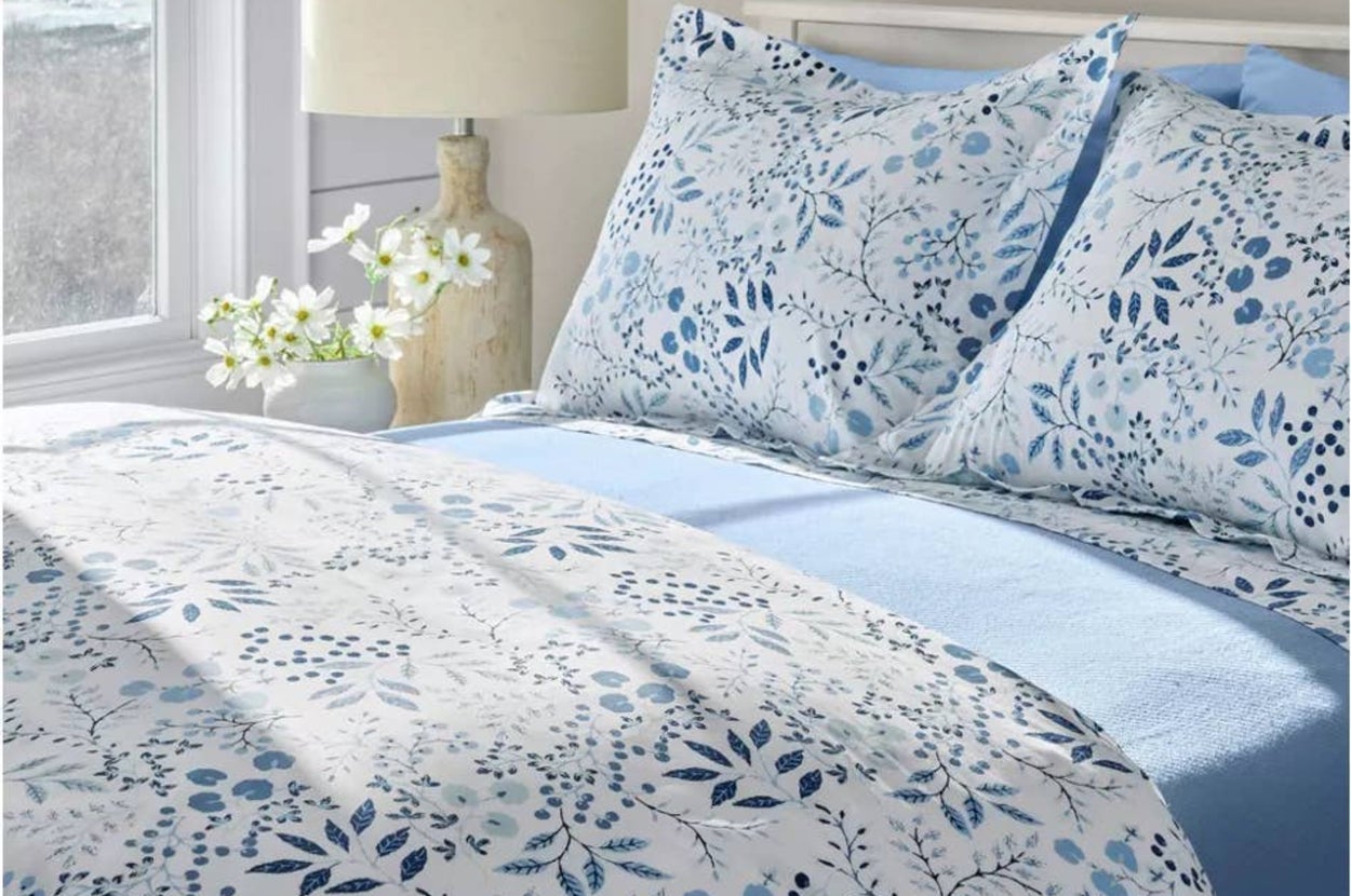 20 Sets Of Cooling Sheets To Make Sleeping Hot A Thing Of The Past