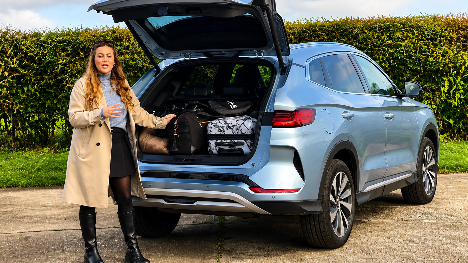 How practical is the BYD Seal U DM-i for families?