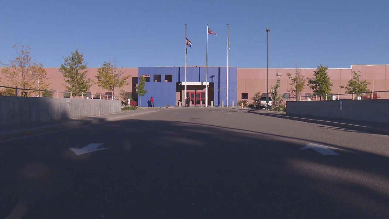 Conflicting Reports on Tuberculosis Outbreak at Aurora ICE Facility