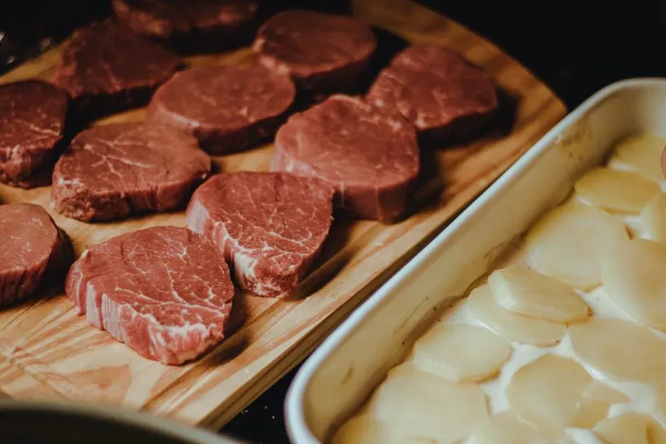 2. Salisbury Steak with Gravy (Image Credits: Pexels)