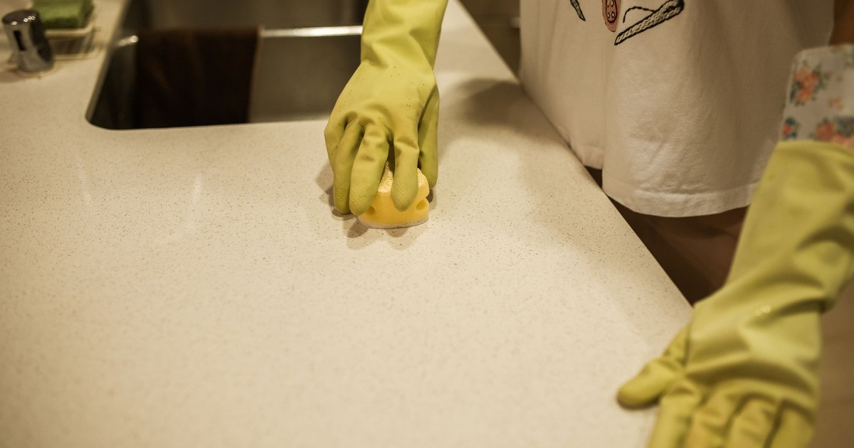 10 Household Chores Most People Are Doing Completely Wrong - Here's the Fix