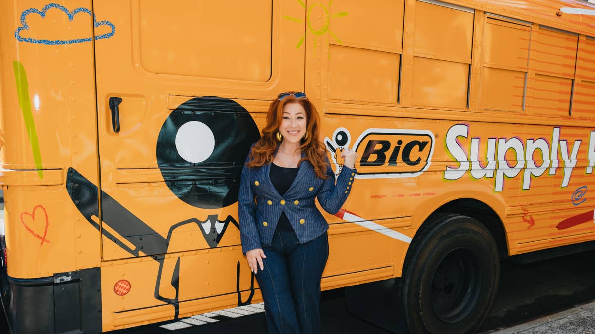 'Abbott Elementary' star Lisa Ann Walter shares her love for ...